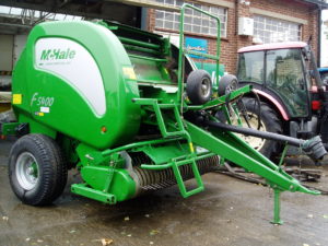 MCHALE F5400 BALER